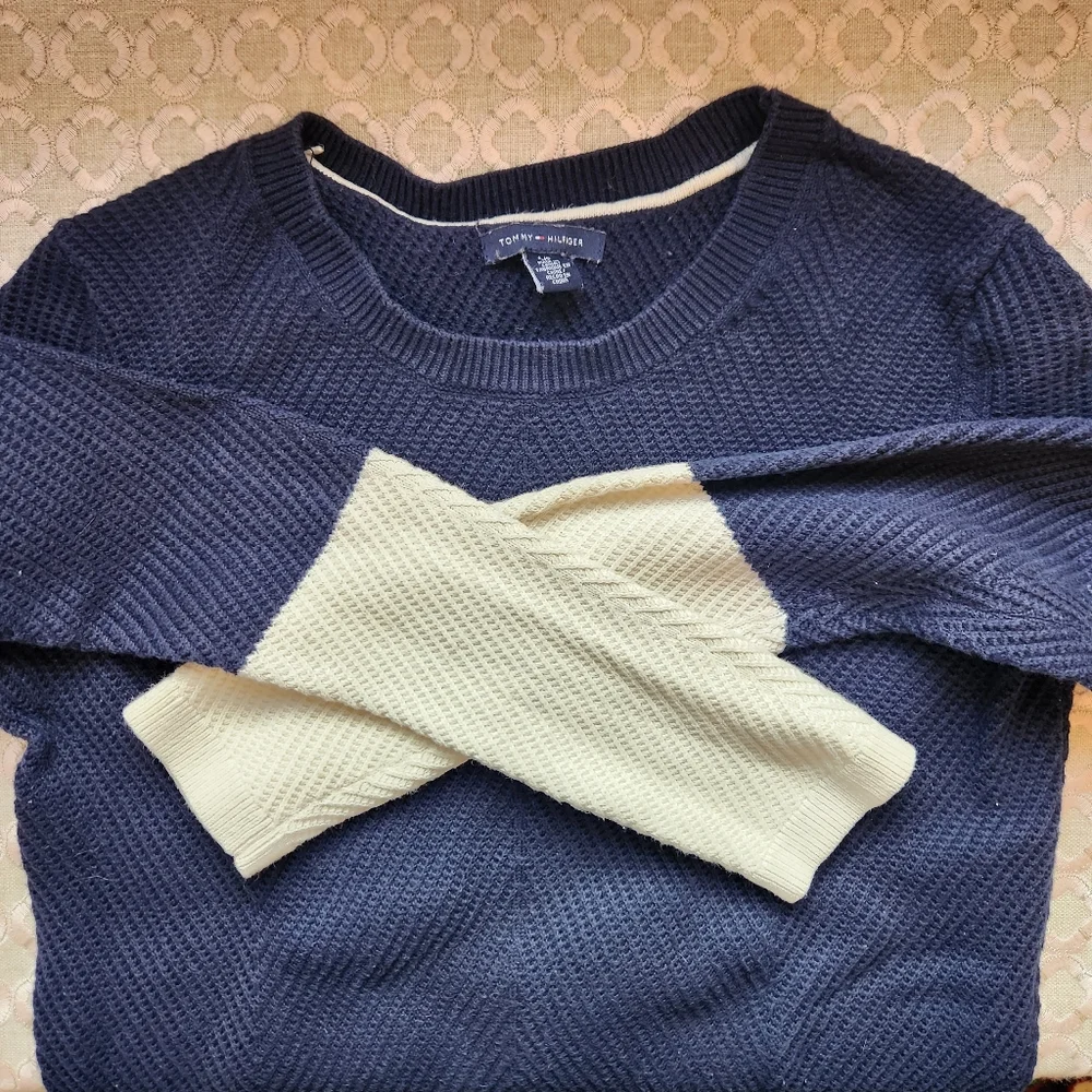 Tommy Hilfiger Women's Two-Tone Cotton Sweater in Navy and White, Size S, $80